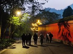 -峨眉山报国寺