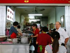 -Kha Mu Charoensang(Silom)