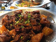 -靠山屯东北农家菜(八龙桥雅苑店)