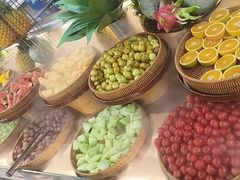 -四囍码头海鲜烧烤自助火锅(外滩南京东路悦荟广场店)