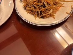 -Old Shanghai Restaurant