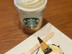 翻转甜筒蛋糕-星巴克(北京通州新光大中心店)