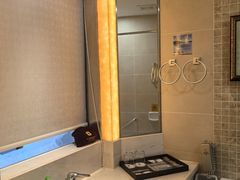 -山明水秀大饭店