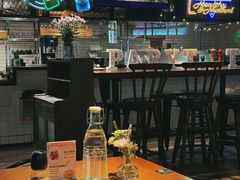 -JINNS锦时 steak&pizza(浸信会礼拜堂旧址店)