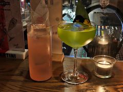 -FOUR PLAY BAR