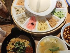 -怪噜范·老贵阳街头名小吃(鸿通城店)