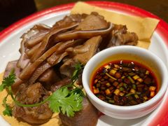 -东口码头·烧鸽子·鱼头泡饼·地方菜(金鹰悦城店)