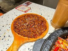 -红九格老火锅(三峡广场店)