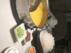 -左庭右院鲜牛肉火锅(浦江欢乐颂店)