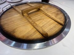 -鲁员外地锅鸡地锅鱼(龙湖江东天街店)