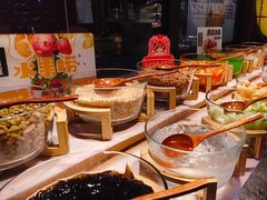 -芝小官毛肚火锅海鲜自助(苏州吴江区万宝店)