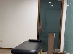 -英派斯健身旗舰店(海信国际中心馆)