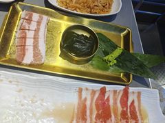 -盛辛巴·东北炭火烤肉(托乐嘉店)