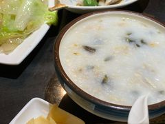 下火皮蛋咸肉粥-龙凤点心饼家·39年老字号(松岗店)