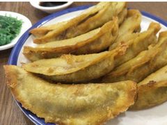-老新隆牛肉锅贴(新街口店)