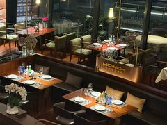 -MONICH牛排融合餐厅(和义大道购物中心店)