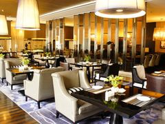 -蓝海国际大饭店·蓝钻自助百汇(兰山店)