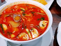 -Dang restaurant (patong phuket)