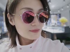 -宏宇眼镜蔡司依视路折扣店(兆佳眼镜城店)