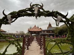-呀路古热带植物园
