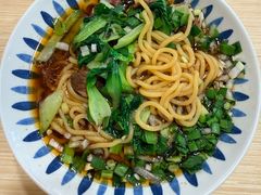 浓汤牛肉压豆面-东方削面(迎泽街店)