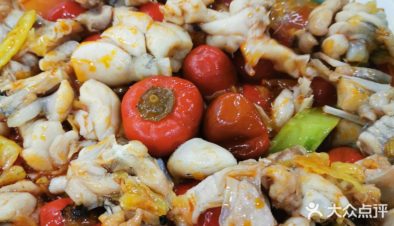 今天换了一家新的店。买回来分量好大呀。还点了一份鸡胗