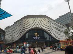 -杭州滨江宝龙城