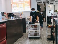 大堂-张拧筋菌汤牛排火锅(曲阜店)