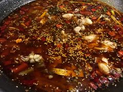 沸腾酸汤蛙-靓蛙馆