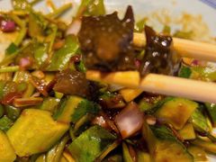 -鱼满舱·鲜活海鲜·正宗鲁菜