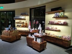 零售区-星巴克(迪士尼小镇店)