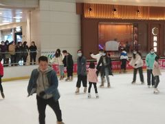 -冰纷万象滑冰场(深圳万象城店)