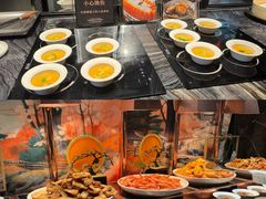 -雍容荟帝王蟹活龙虾展台自助(IFS黑金店)