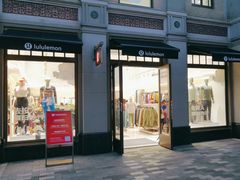 -lululemon(比斯特购物村店)