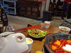 -牛市坎火锅(建设路店)