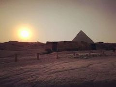 -吉萨金字塔群