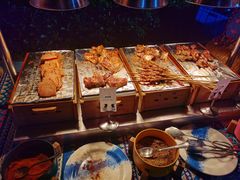 -亚龙湾希尔顿自助餐厅·海鲜·烧烤·沙滩BBQ·现场乐队