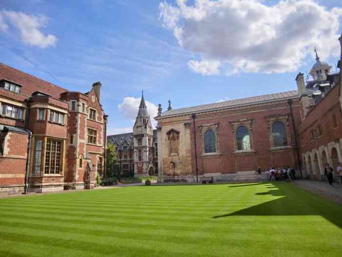 彭布罗克学院-"彭布罗克学院成立于1347年,已经有60."-大众点评移动版