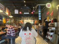 -肥汁米蘭香港米线(定西路店)