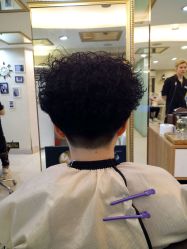 -JK奇积发型连锁机构