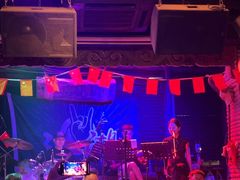 -江湖酒吧(老外滩店)