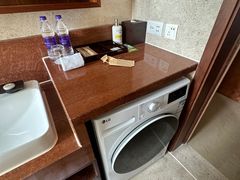 -三亚湾海居铂尔曼度假酒店