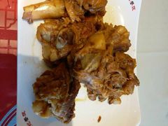 -吴记酱骨炖菜馆(西大直街店)
