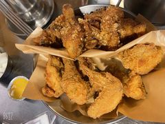 炸鸡翅一半一半-富乐满韩国正宗炸鸡韩国料理(虹泉路店)