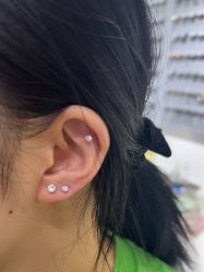 -AI艾耳·专业手工耳洞·穿孔美学馆