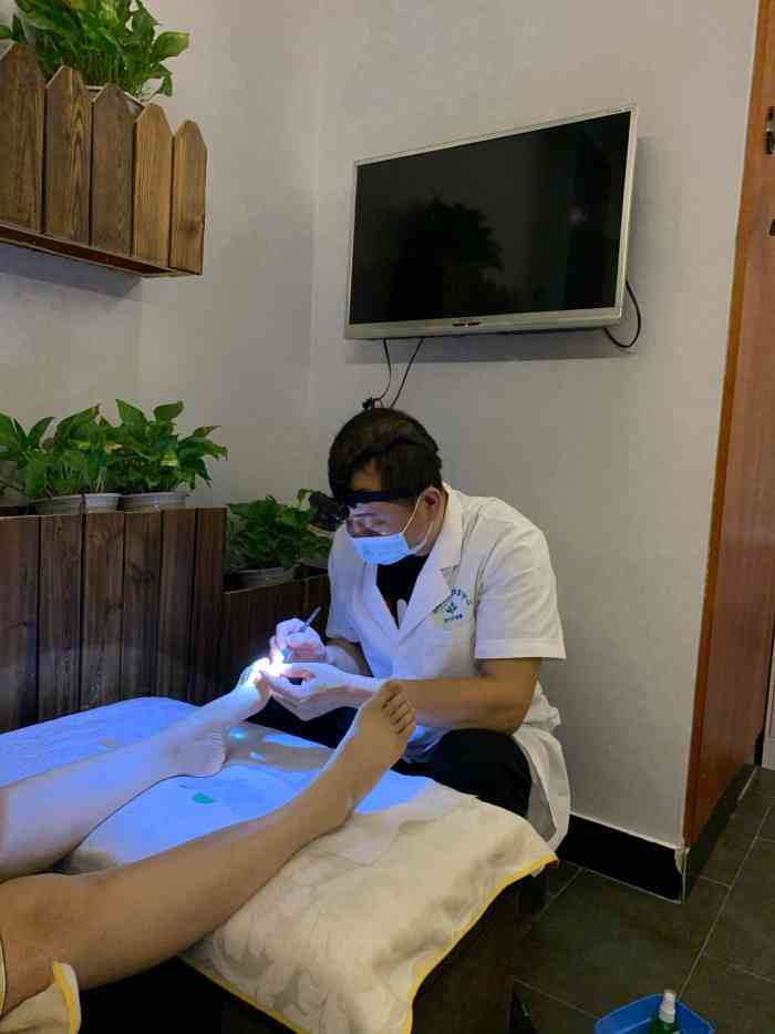 仙康源正骨推拿院-"按摩手法不错,told全身!但是采耳不敢.