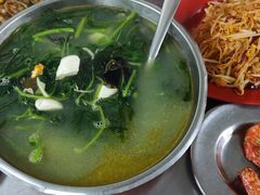 -黄亚华小食店(Jalan Alor)