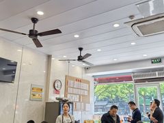 -老西白点心店