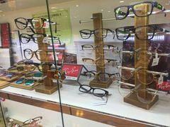 -MiRi眼镜连锁·蔡司·尼康控优点合作店(莘庄店)