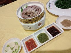 草原手把肉-德乐海蒙餐